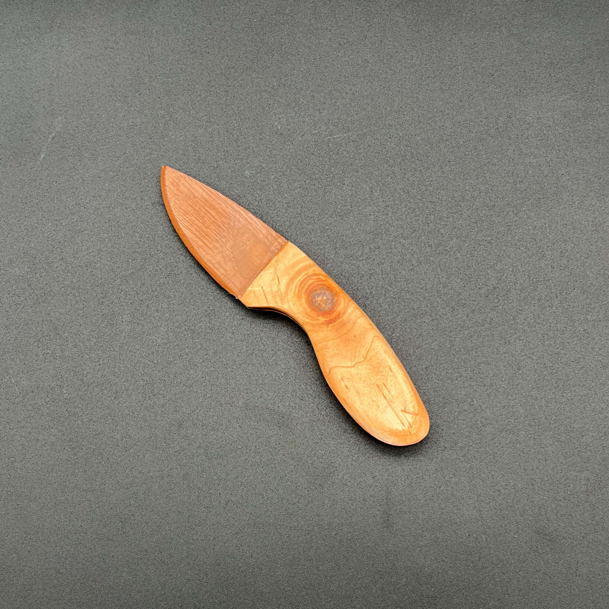 Skinner Wooden Knife - Image 6